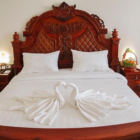 Kampong Thom Palace Hotel Екстериор снимка