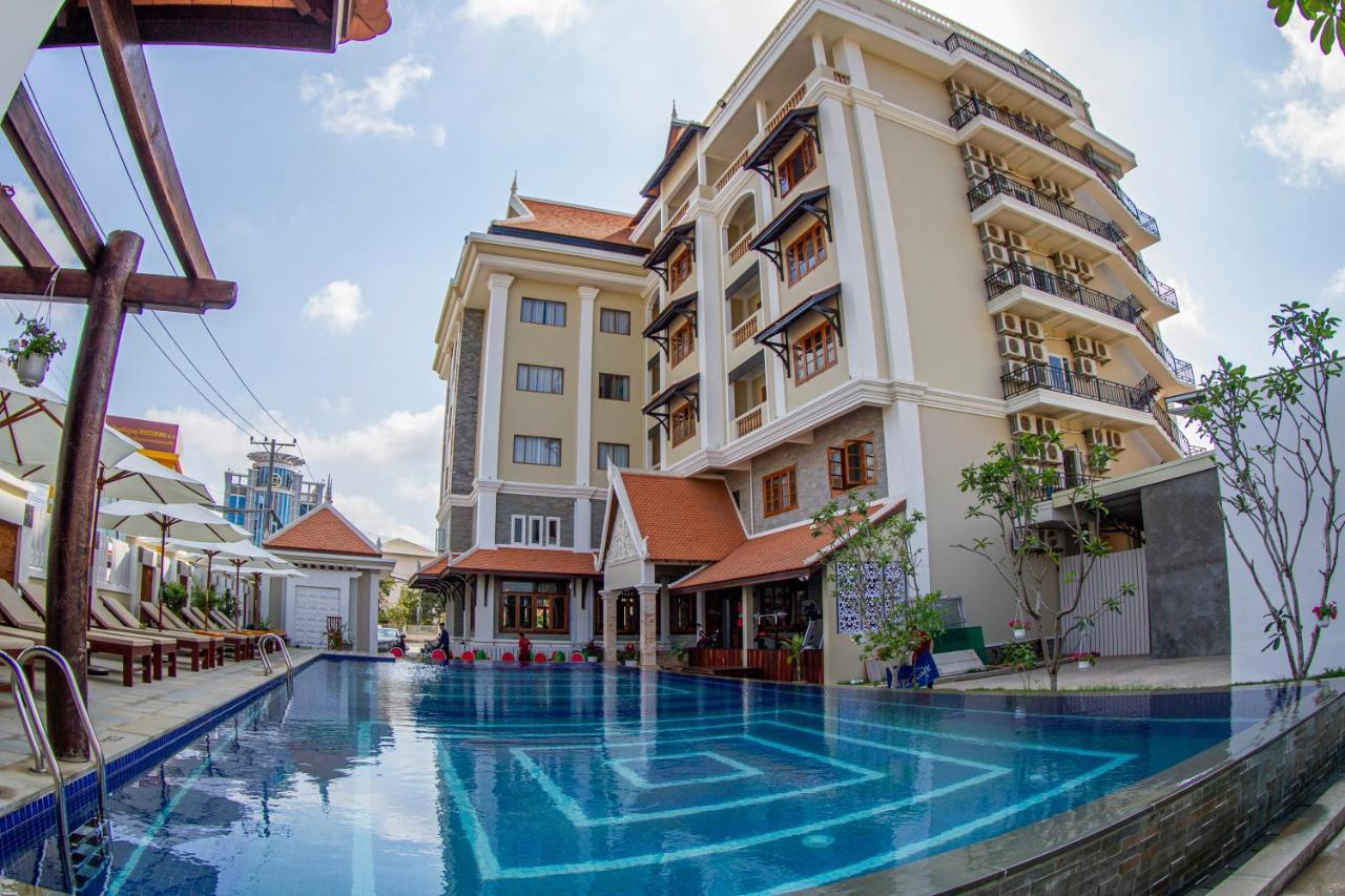 Kampong Thom Palace Hotel Екстериор снимка