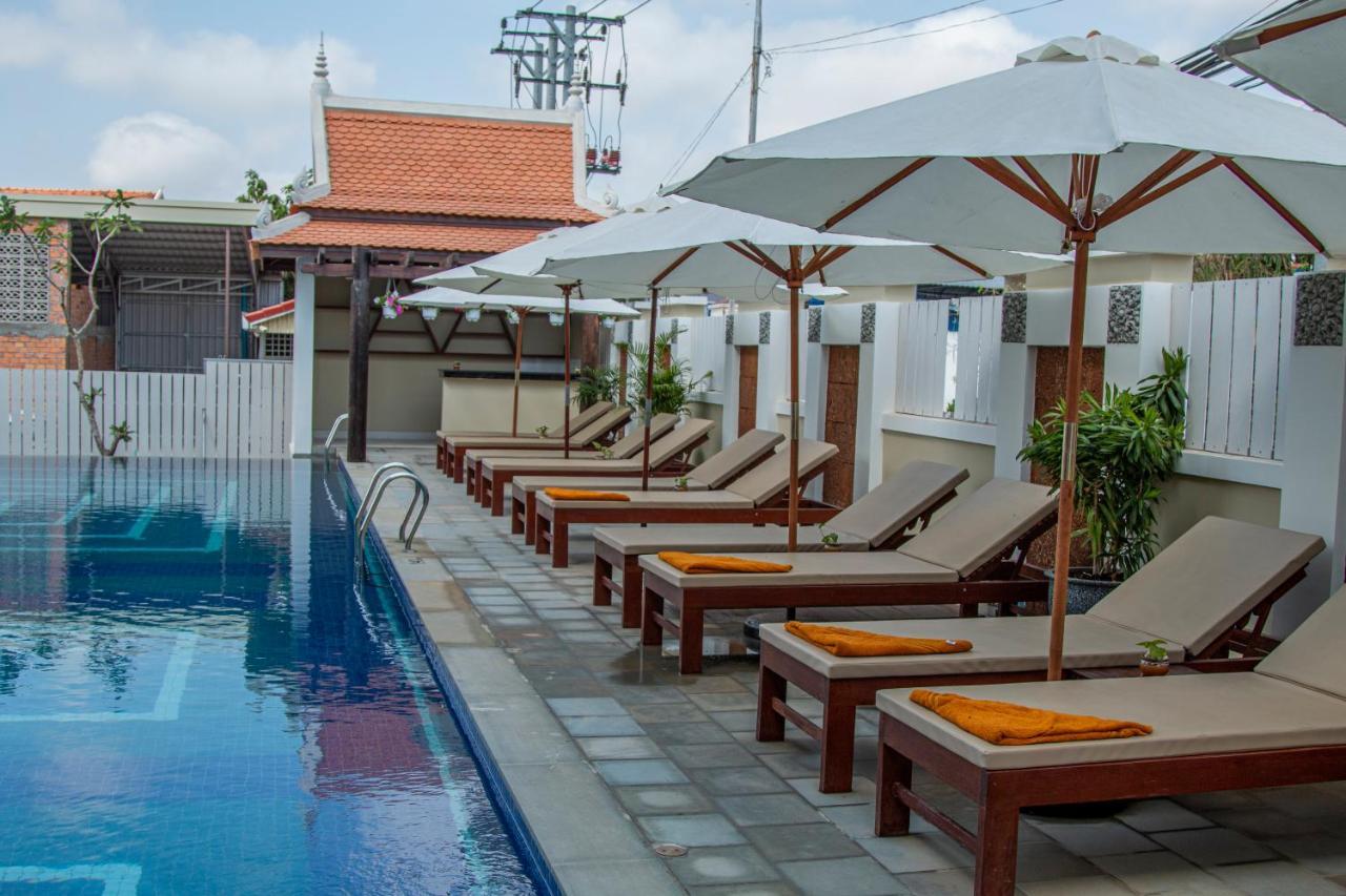 Kampong Thom Palace Hotel Екстериор снимка