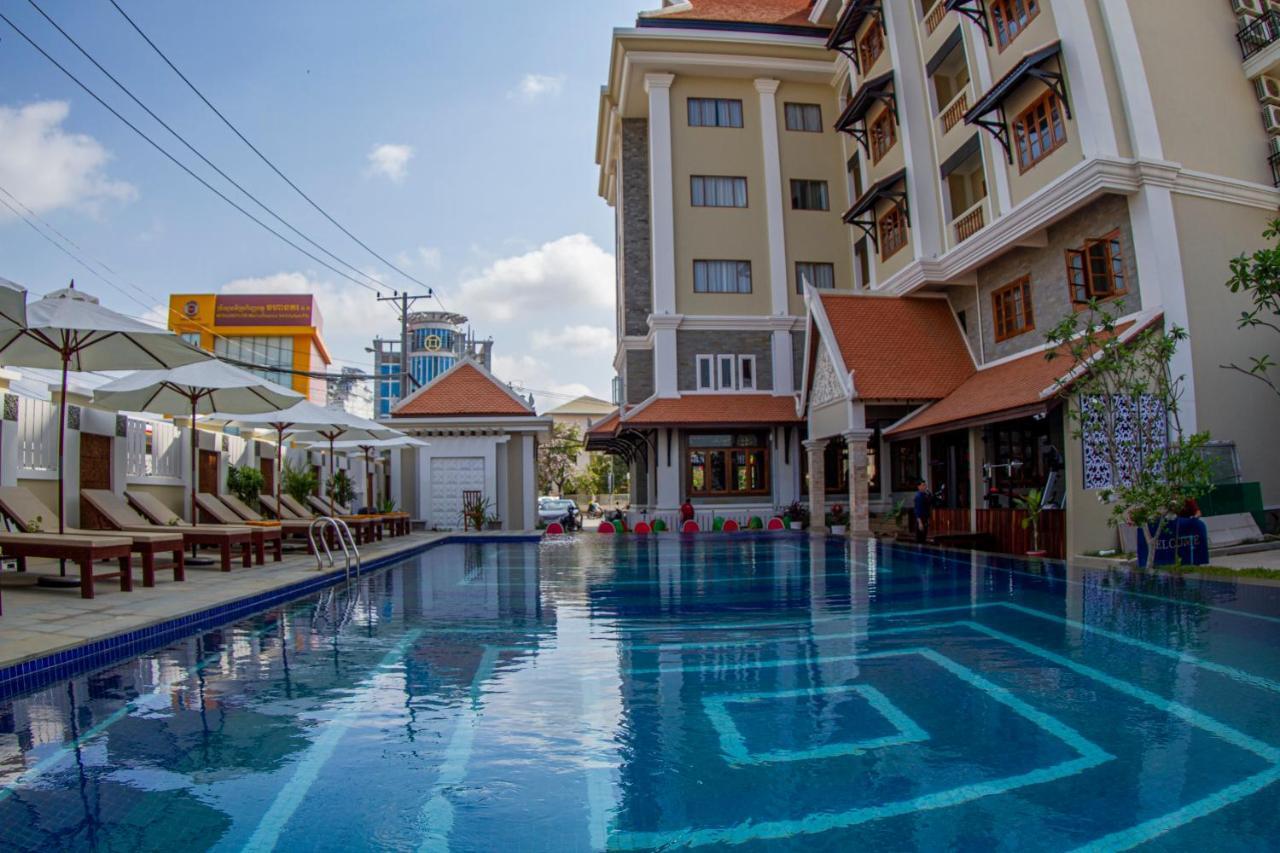 Kampong Thom Palace Hotel Екстериор снимка