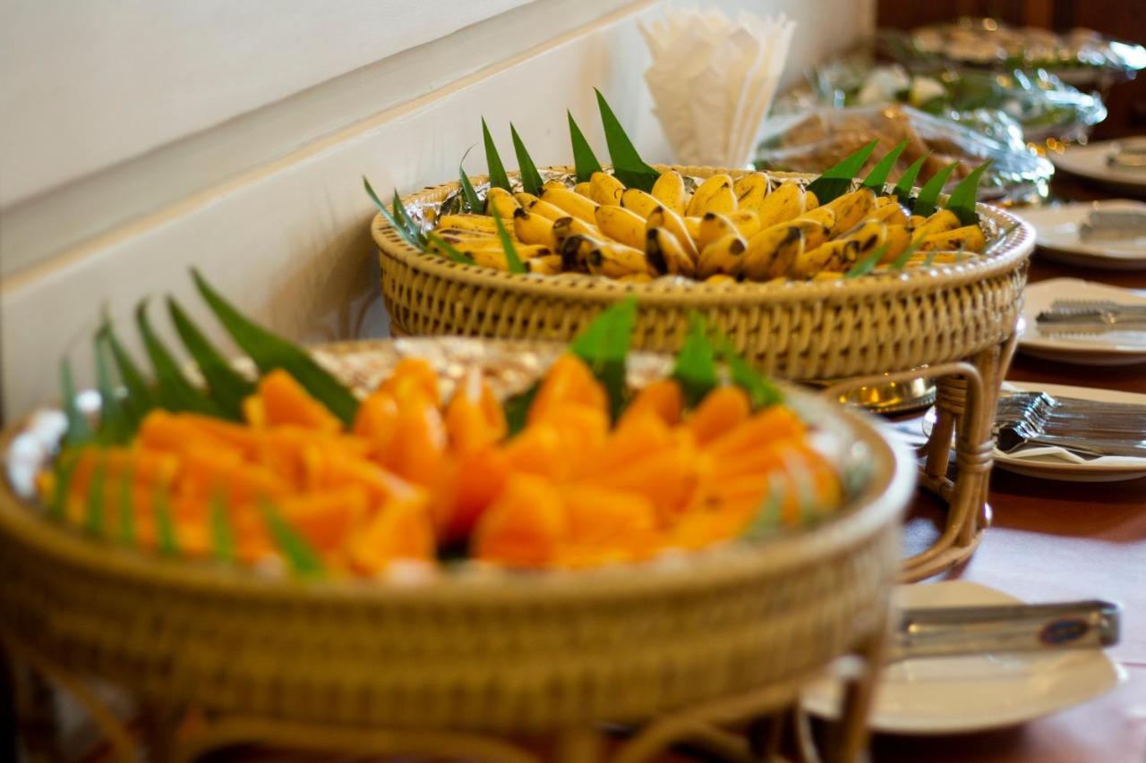 Kampong Thom Palace Hotel Екстериор снимка